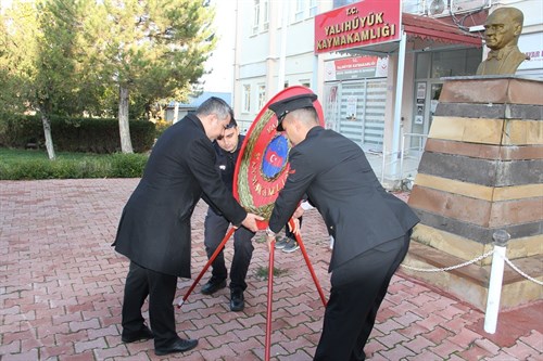 10 Kasım da Atatürk'ü saygı ile andık